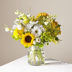 Hello Sunshine Bouquet -A local Pittsburgh florist for flowers in Pittsburgh. PA